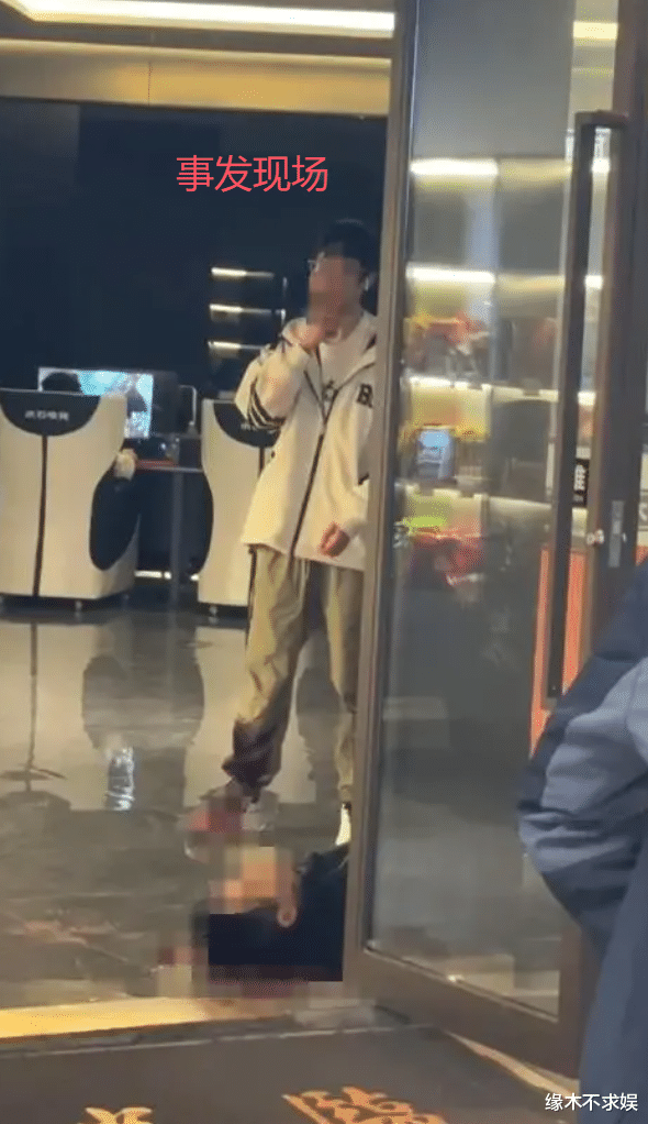 男子在企业宿舍遇害自媒体文章标题，男子在企业宿舍遇害，背后的真相令人震惊！