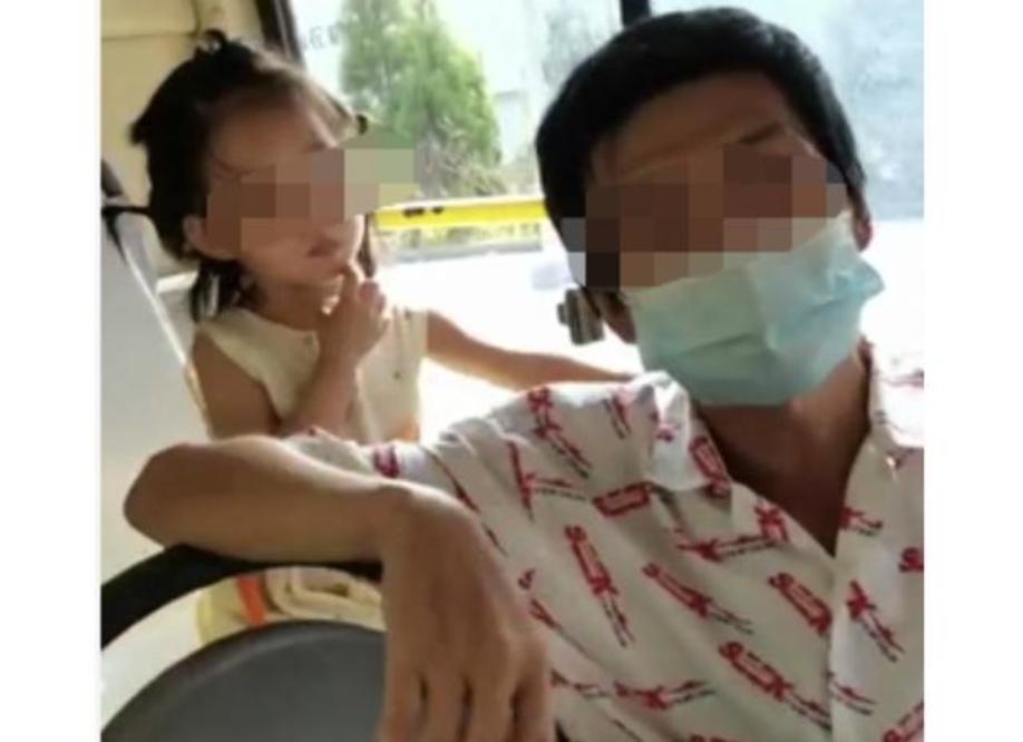 走失女孩走失女孩，寻找希望与安全的港湾